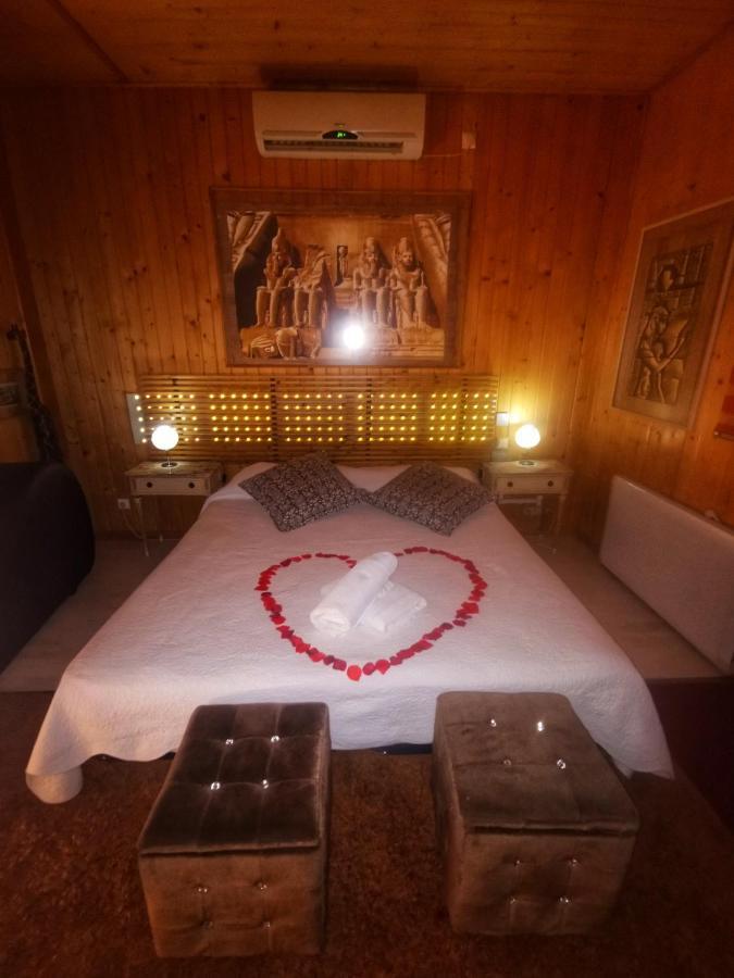 Tu Mansion Guest House Навалкарнеро Екстериор снимка