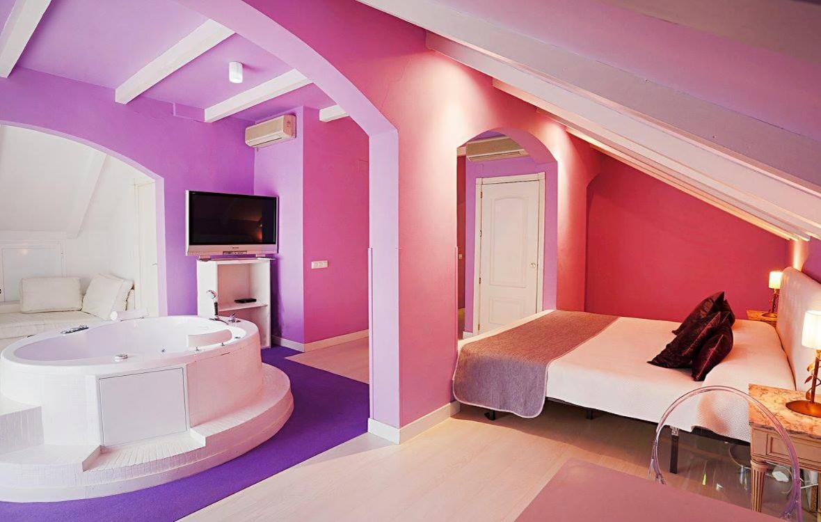 Tu Mansion Guest House Навалкарнеро Екстериор снимка