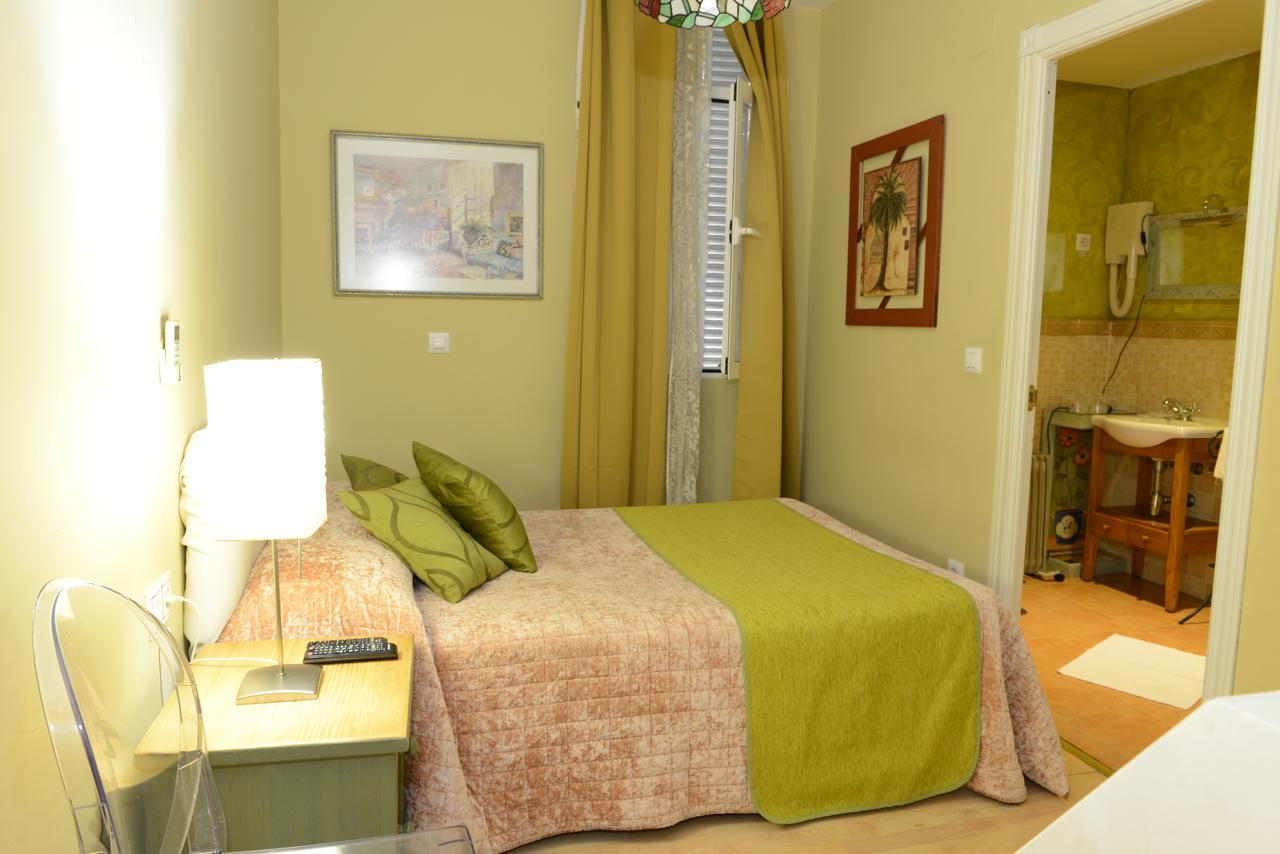 Tu Mansion Guest House Навалкарнеро Екстериор снимка